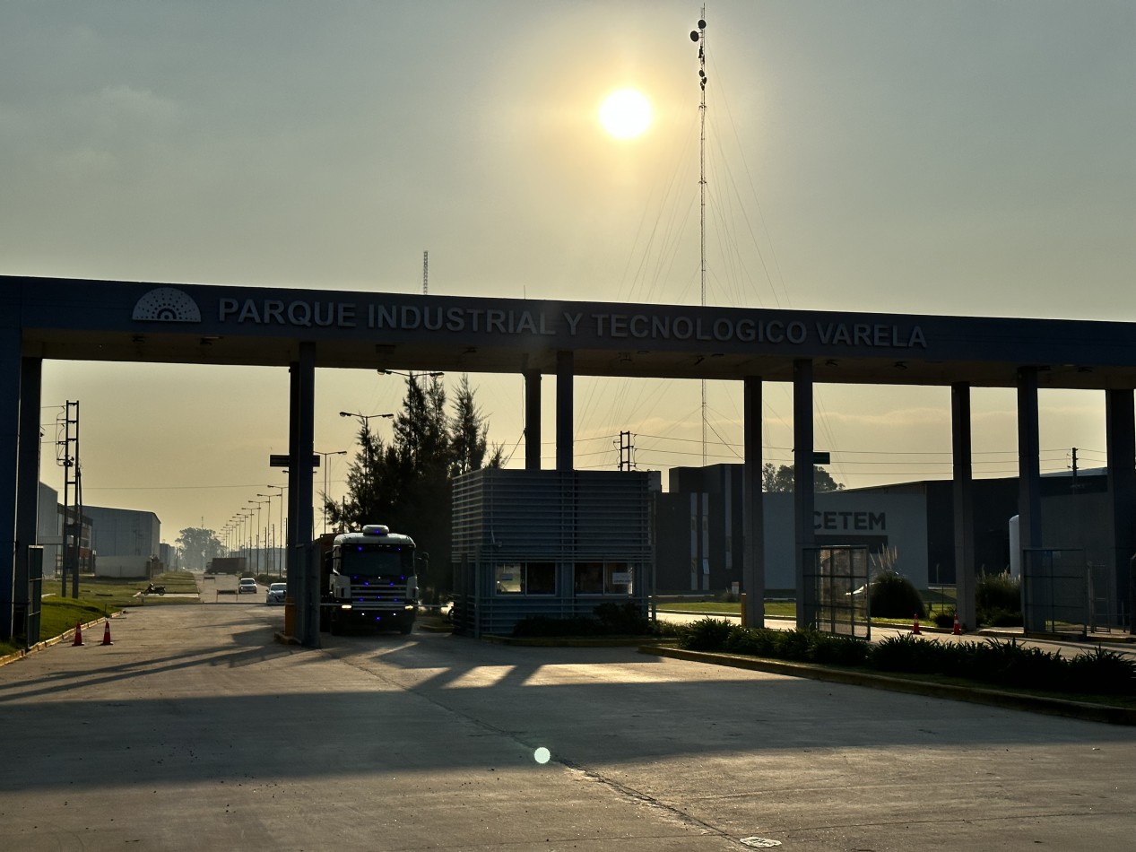 Galpon/deposito en alquiler Parque Industrial Florencio Varela- PITEC zona sur - 