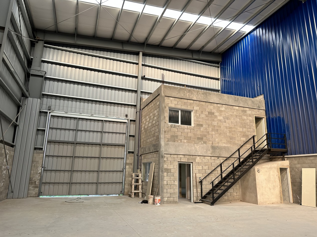 Galpon/deposito en alquiler Parque Industrial Florencio Varela- PITEC zona sur - 