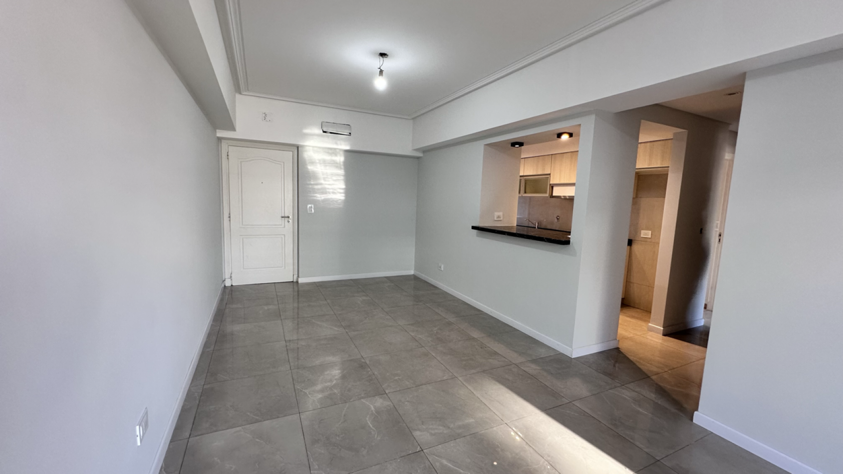 Departamento 3 ambientes venta c/ dos cocheras Lanus Este
