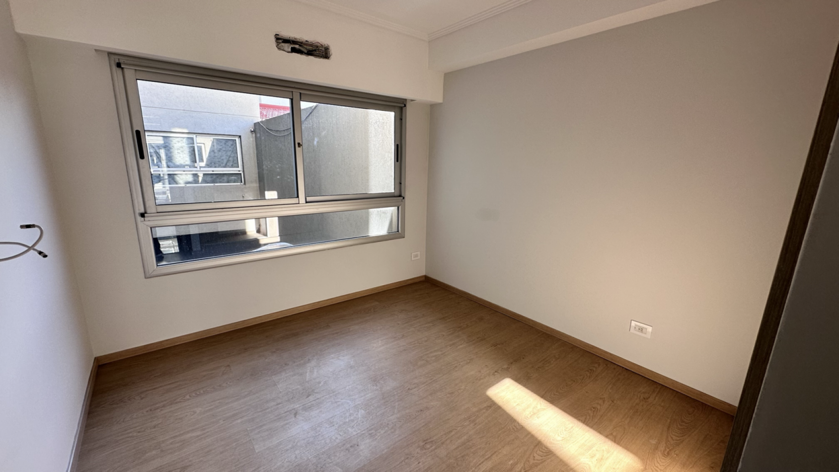 Departamento 3 ambientes venta c/ dos cocheras Lanus Este