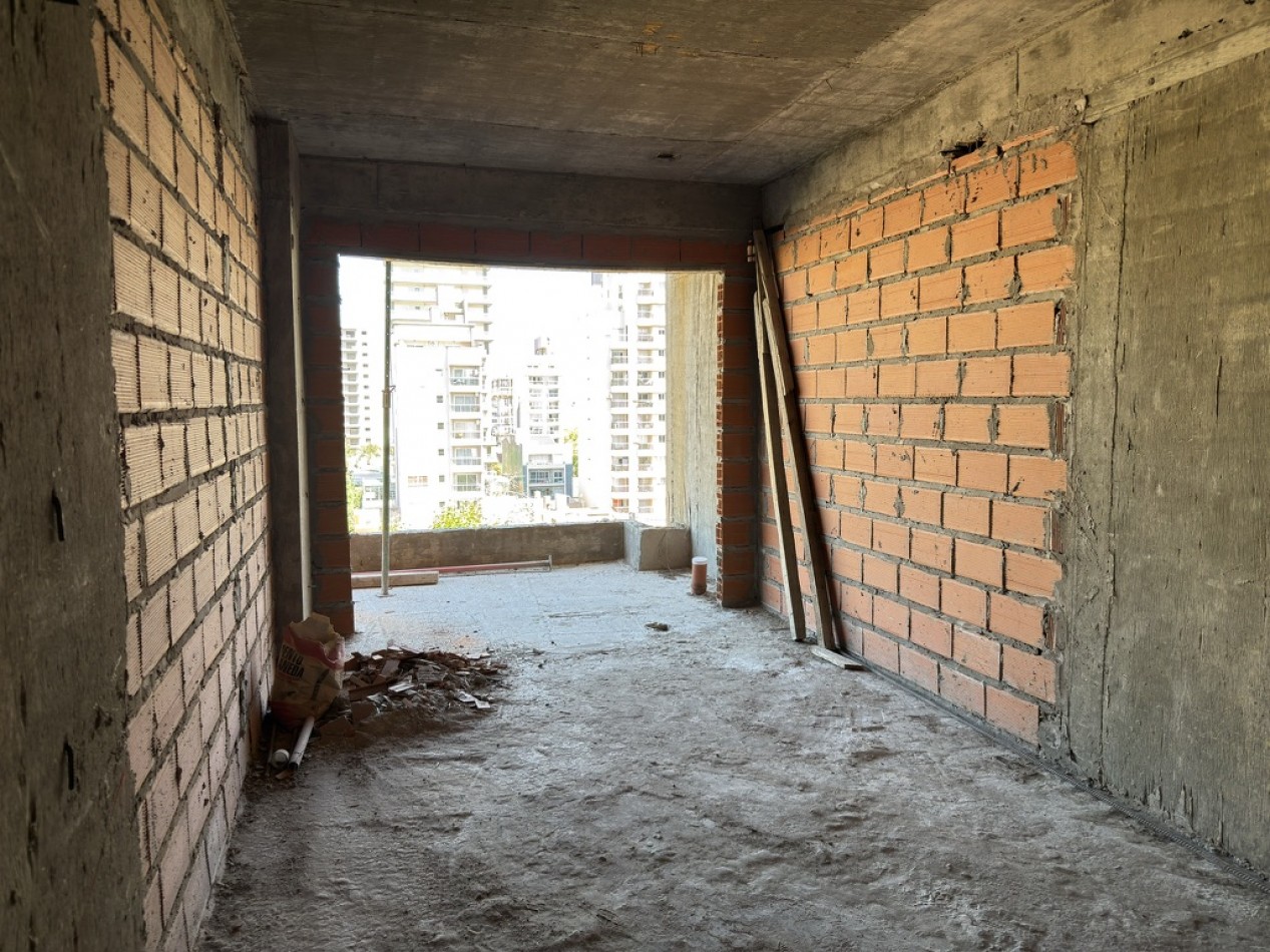 Departamento 4 ambientes en venta Lanus Este