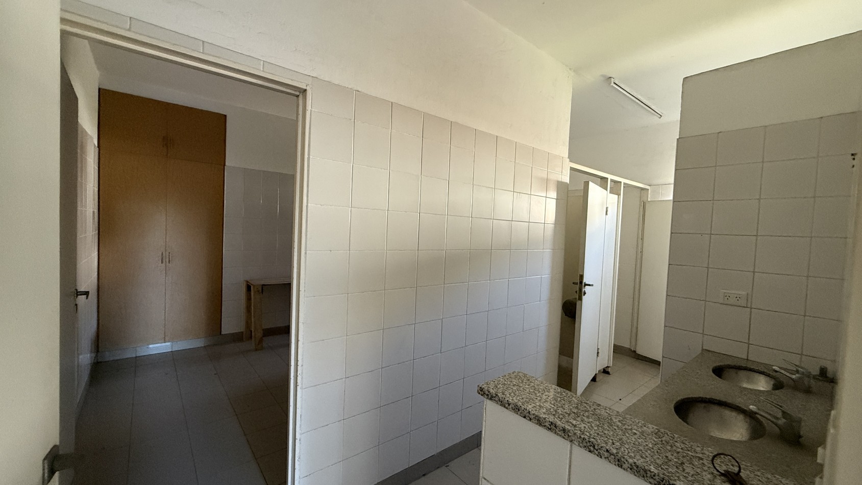Galpon/Deposito en alquiler Parque Industrial Quilmes