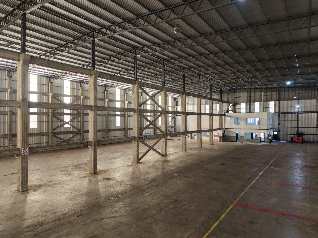 Galpon/Deposito en alquiler Parque Industrial Quilmes
