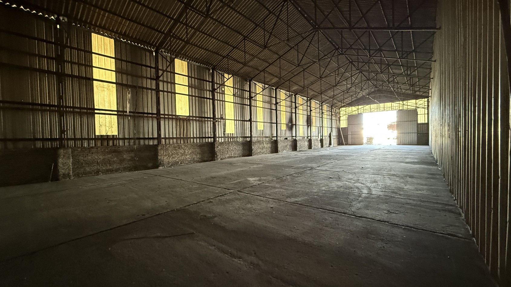 Galpon/Deposito en alquiler Parque Industrial Quilmes
