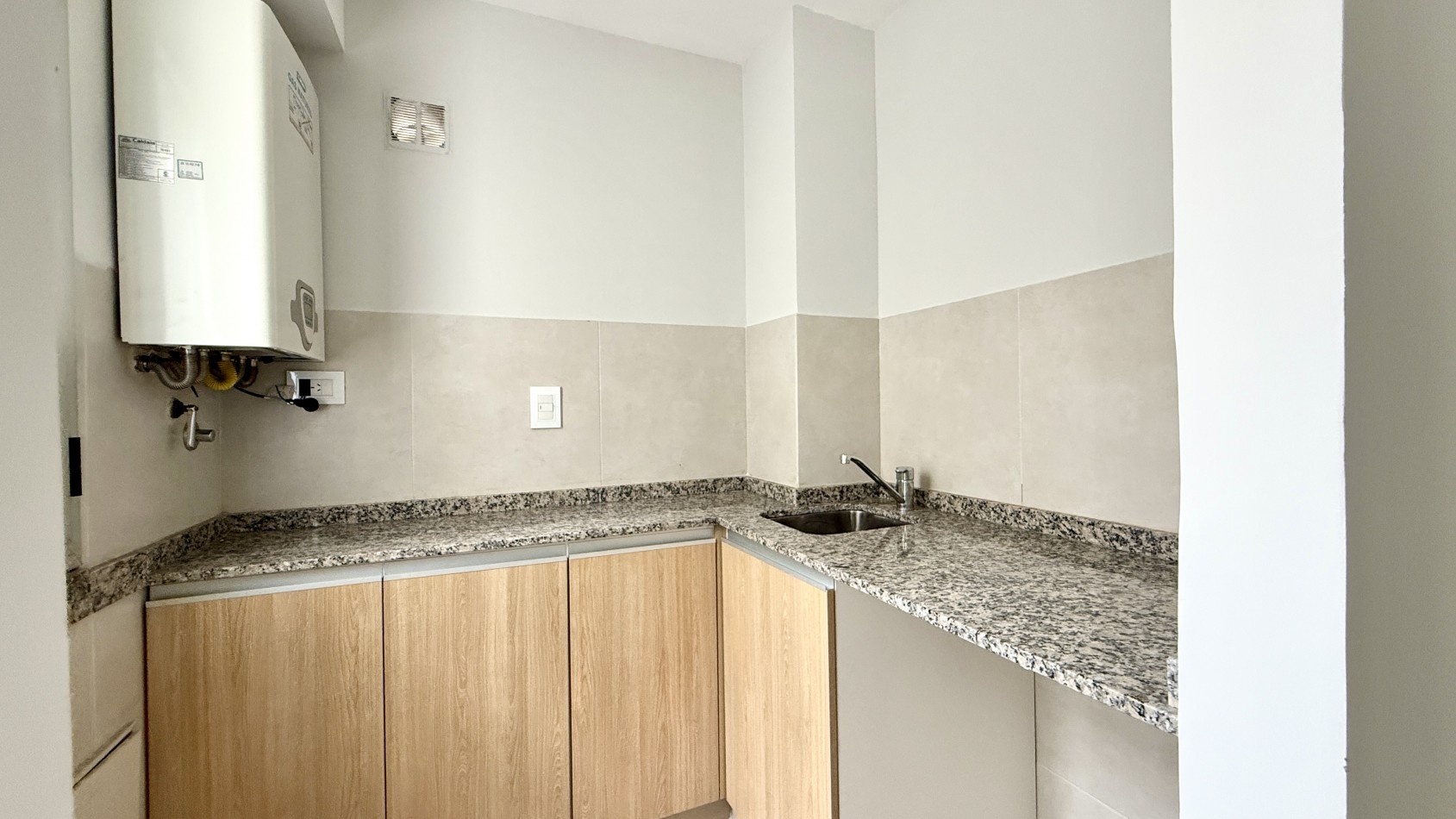 Departamento Venta Lanus 3 Ambientes con cochera y baulera Remedios de Escalada 