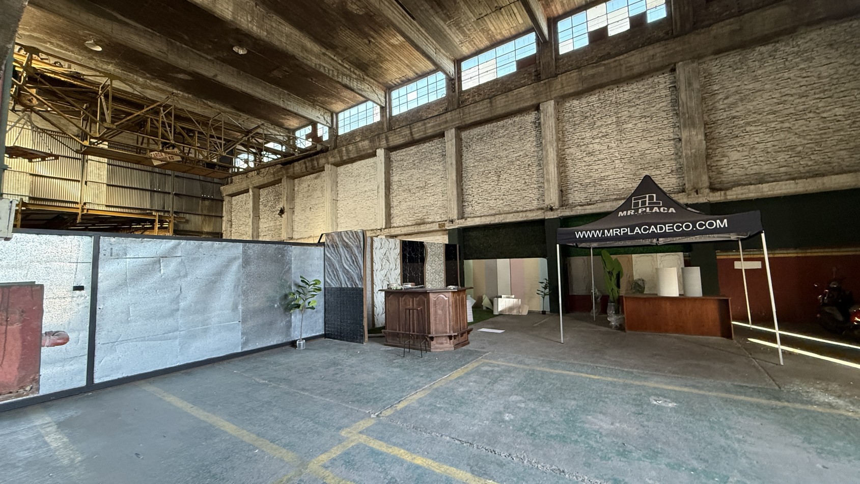 Galpon con oficinas Quilmes en venta