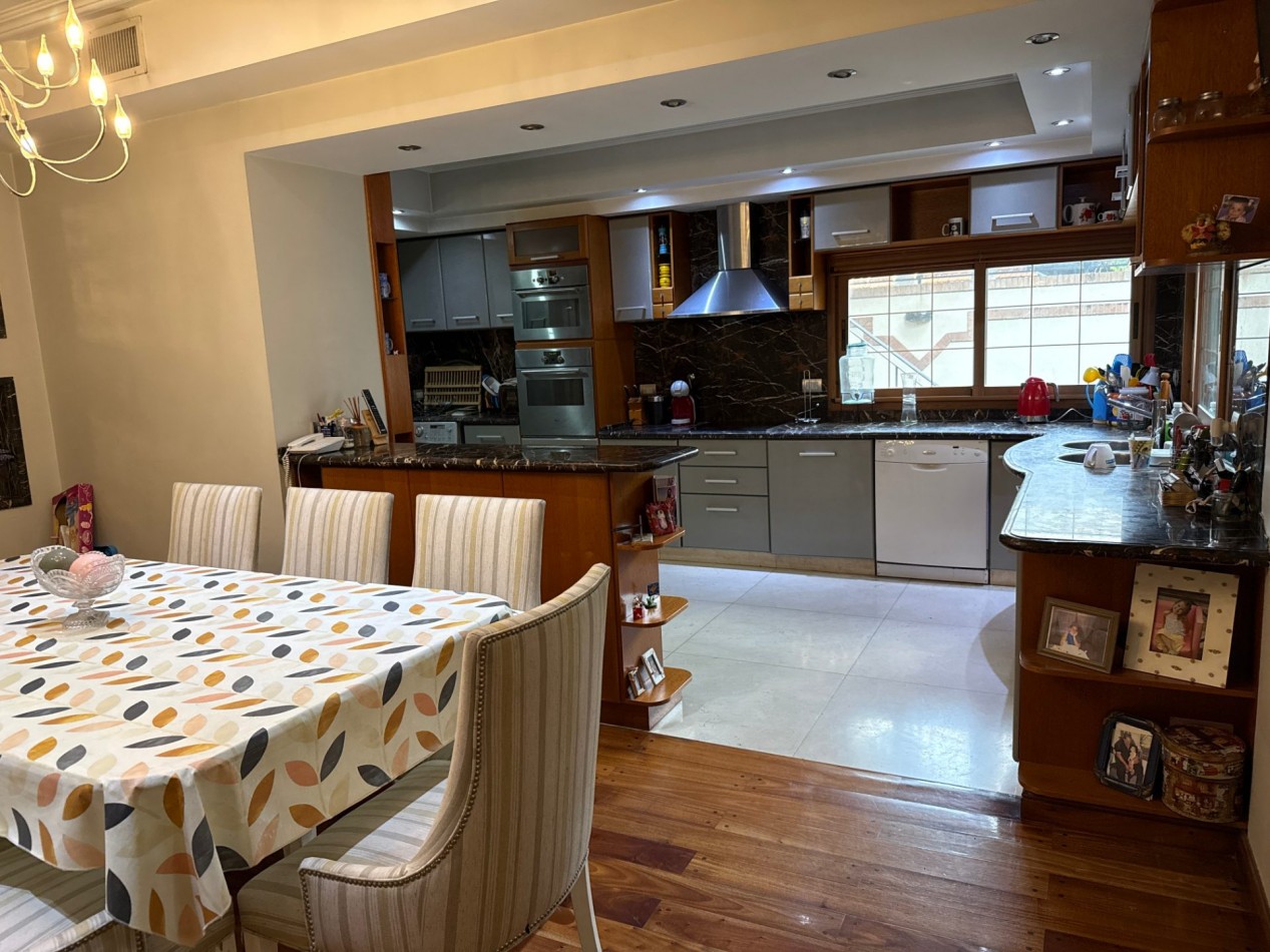 Chalet en venta Lomas de Zamora