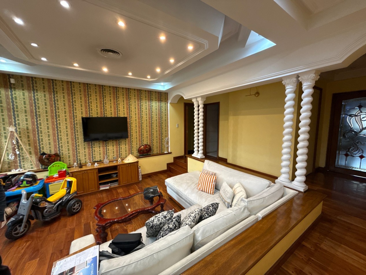 Chalet en venta Lomas de Zamora