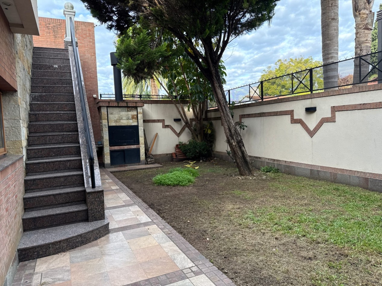 Chalet en venta Lomas de Zamora