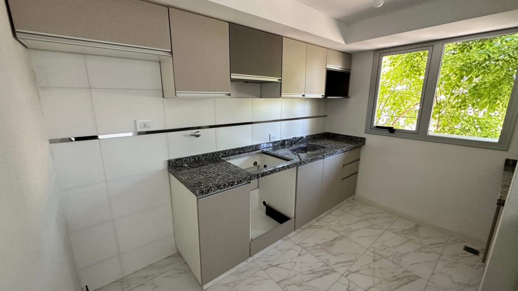 Departamento Venta Banfield 3 Ambientes c/ cochera y Terraza Lomas De Zamora