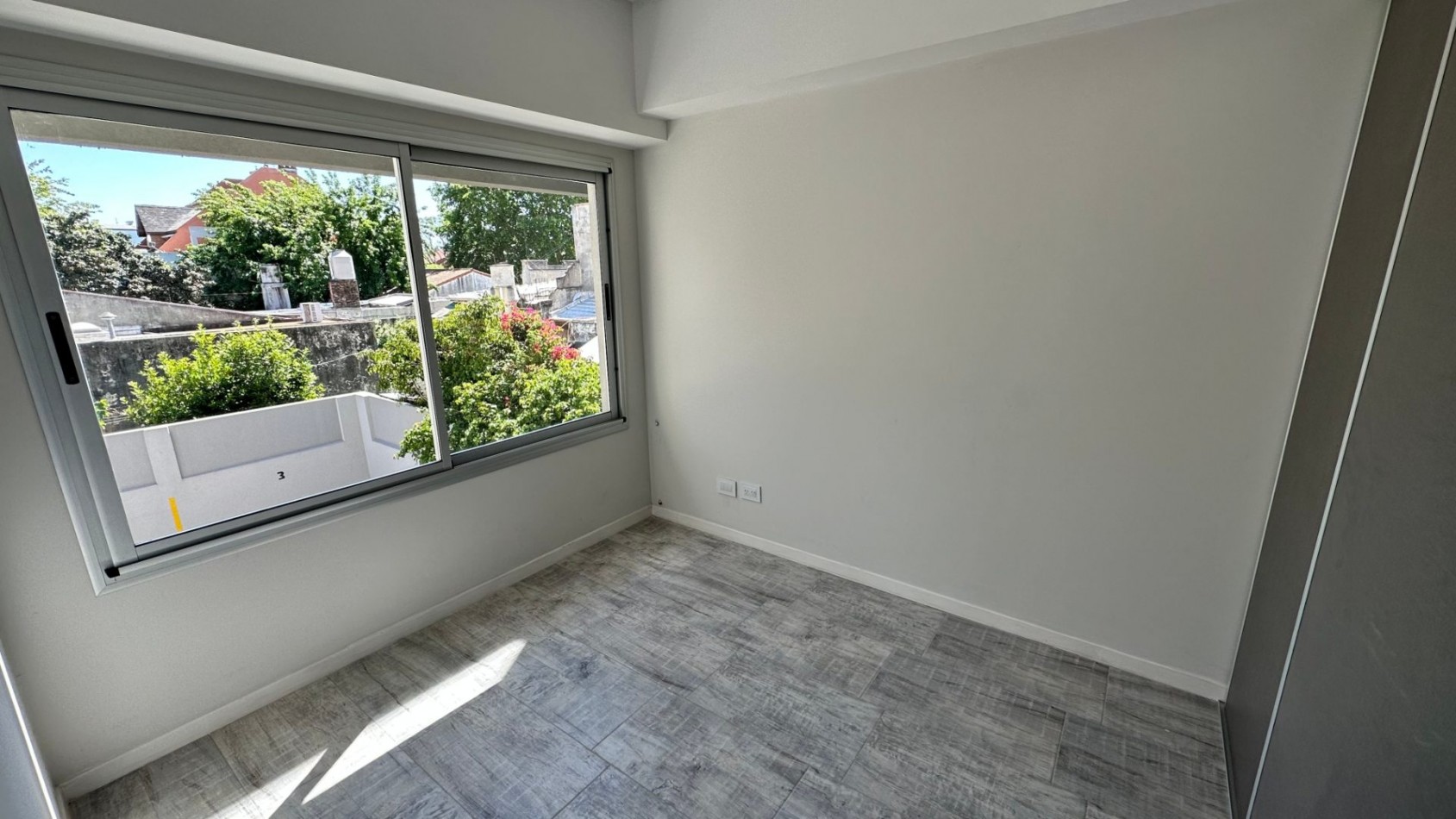 Departamento Venta Banfield 3 Ambientes c/ cochera y Terraza Lomas De Zamora