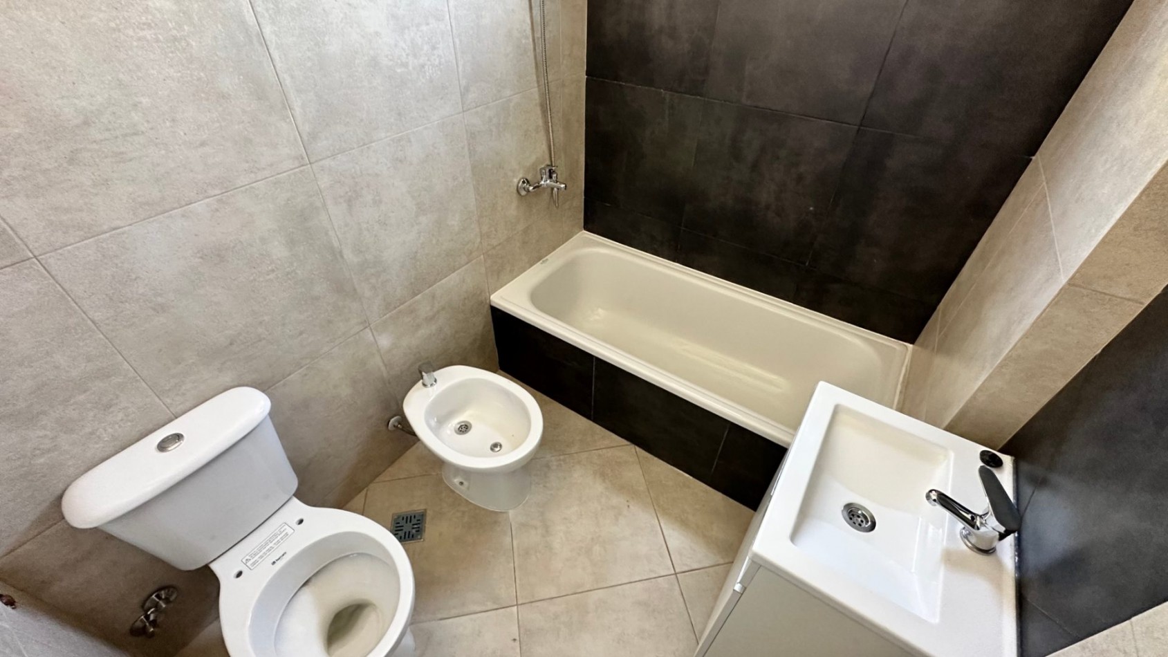 Departamento Venta Banfield 3 Ambientes c/ cochera y Terraza Lomas De Zamora
