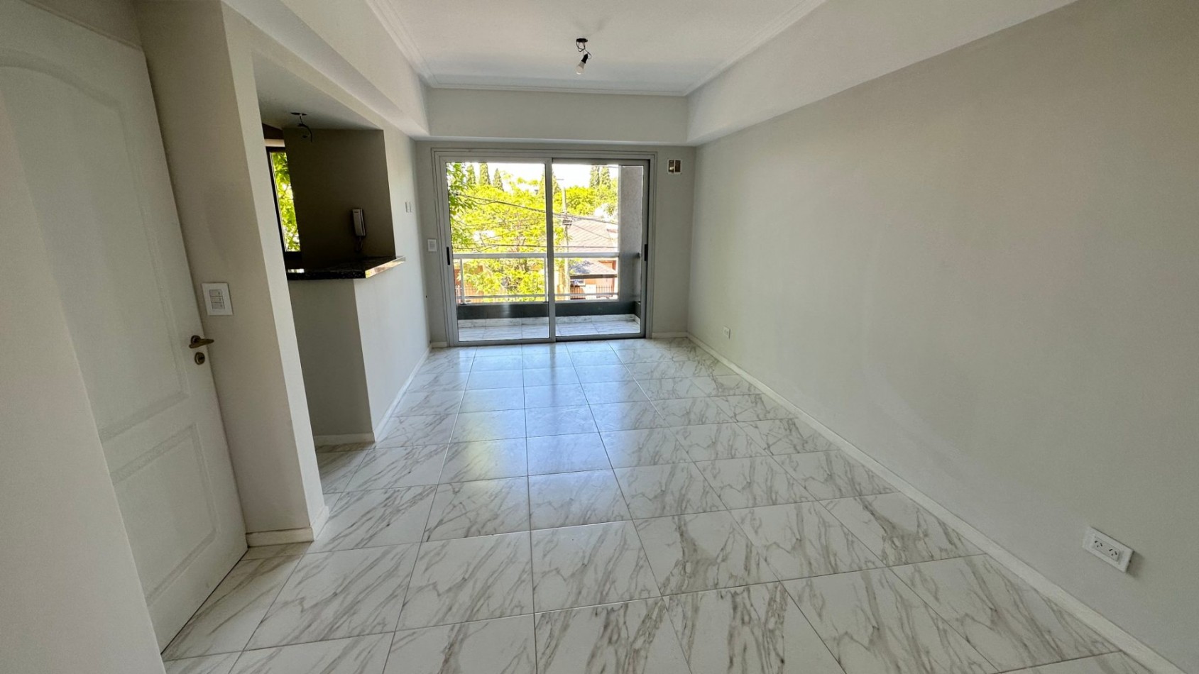 Departamento Venta Banfield 3 Ambientes c/ cochera y Terraza Lomas De Zamora