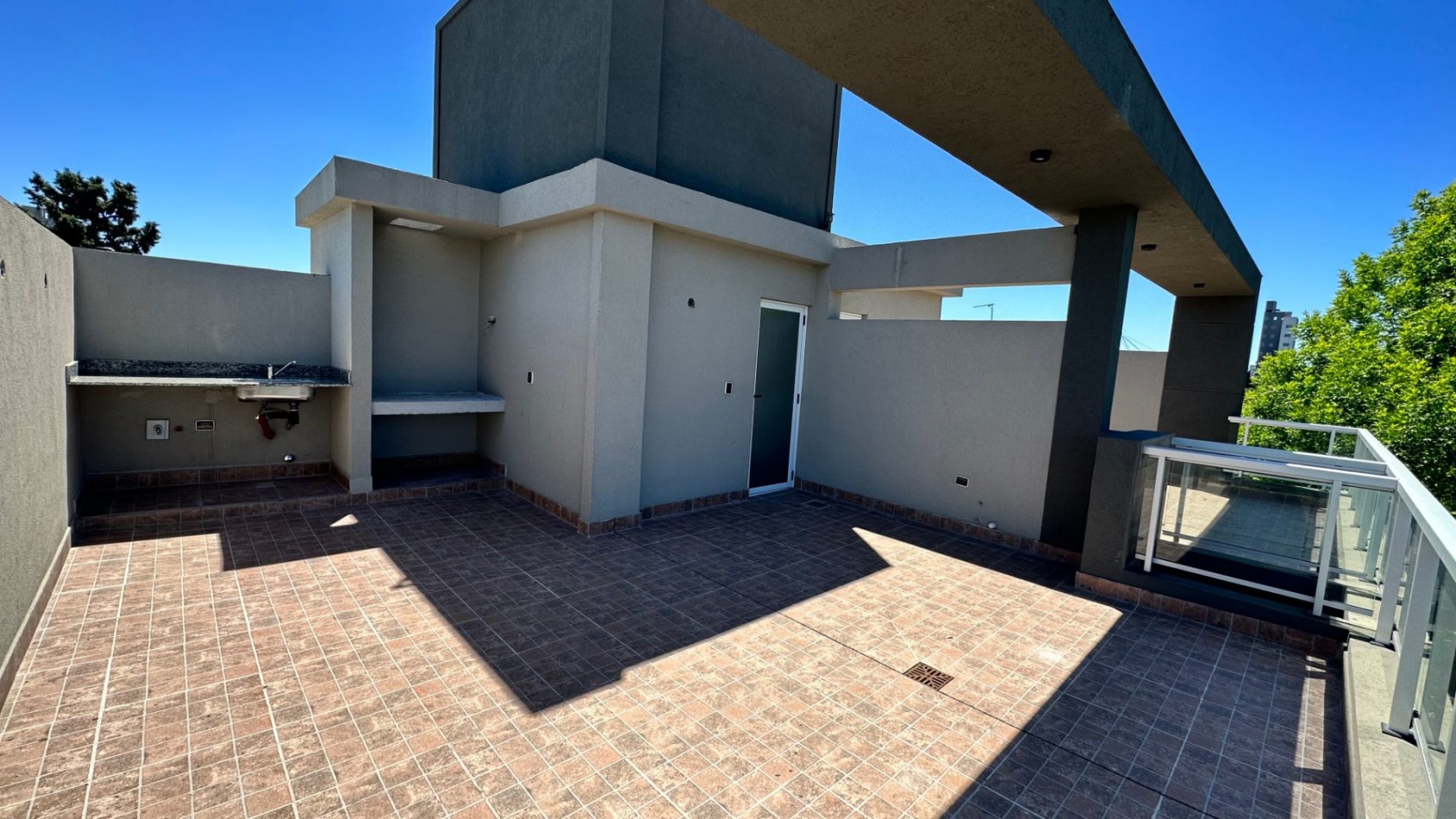 Departamento Venta Banfield 3 Ambientes c/ cochera y Terraza Lomas De Zamora
