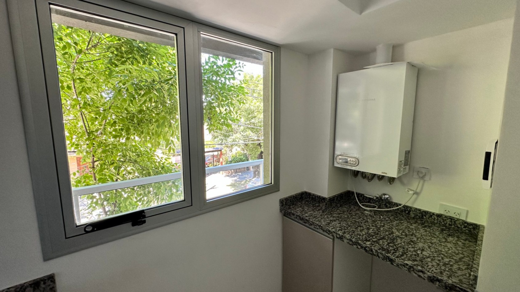 Departamento Venta Banfield 3 Ambientes c/ cochera y Terraza Lomas De Zamora