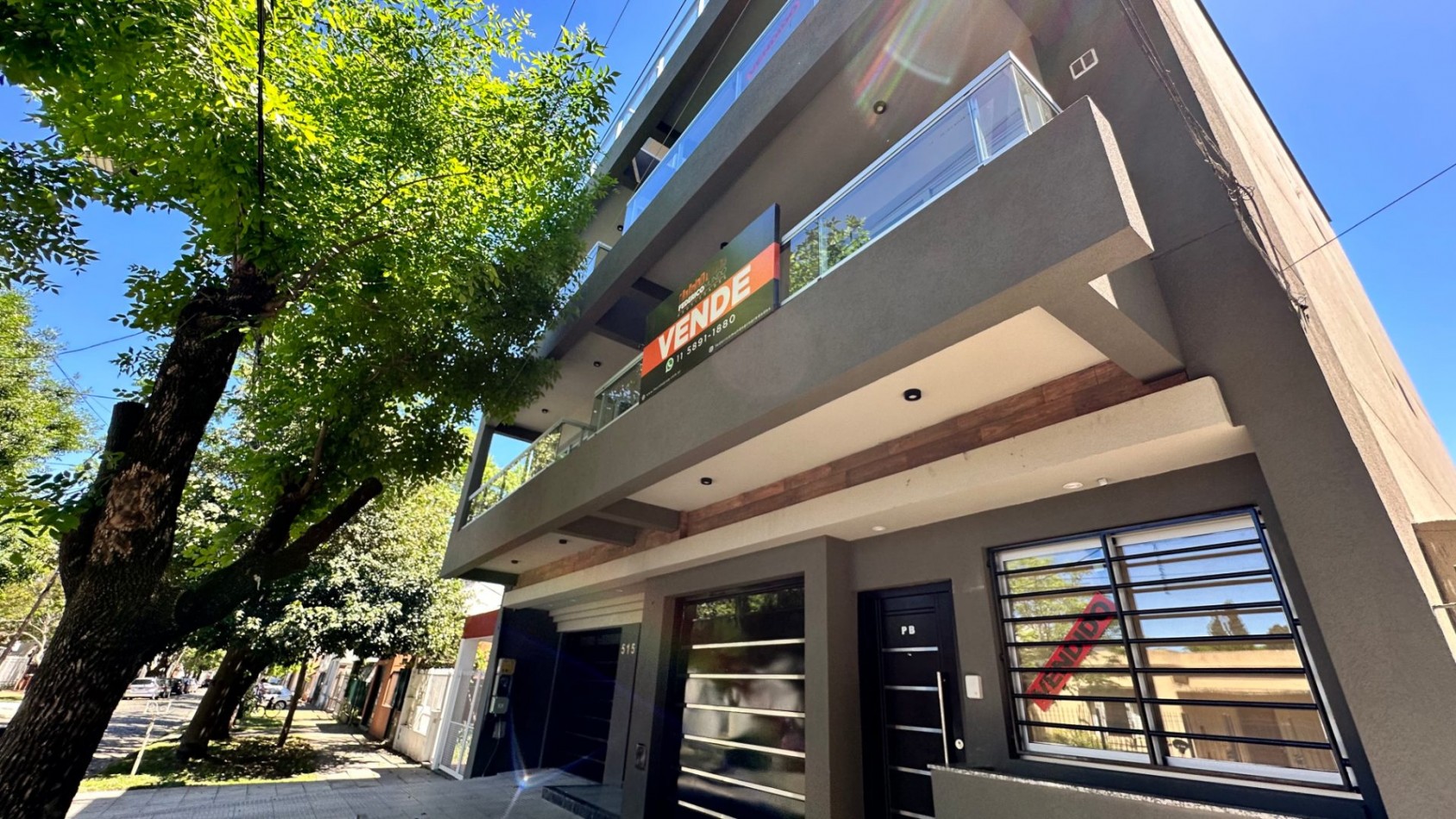 Departamento Venta Banfield 3 Ambientes c/ cochera y Terraza Lomas De Zamora