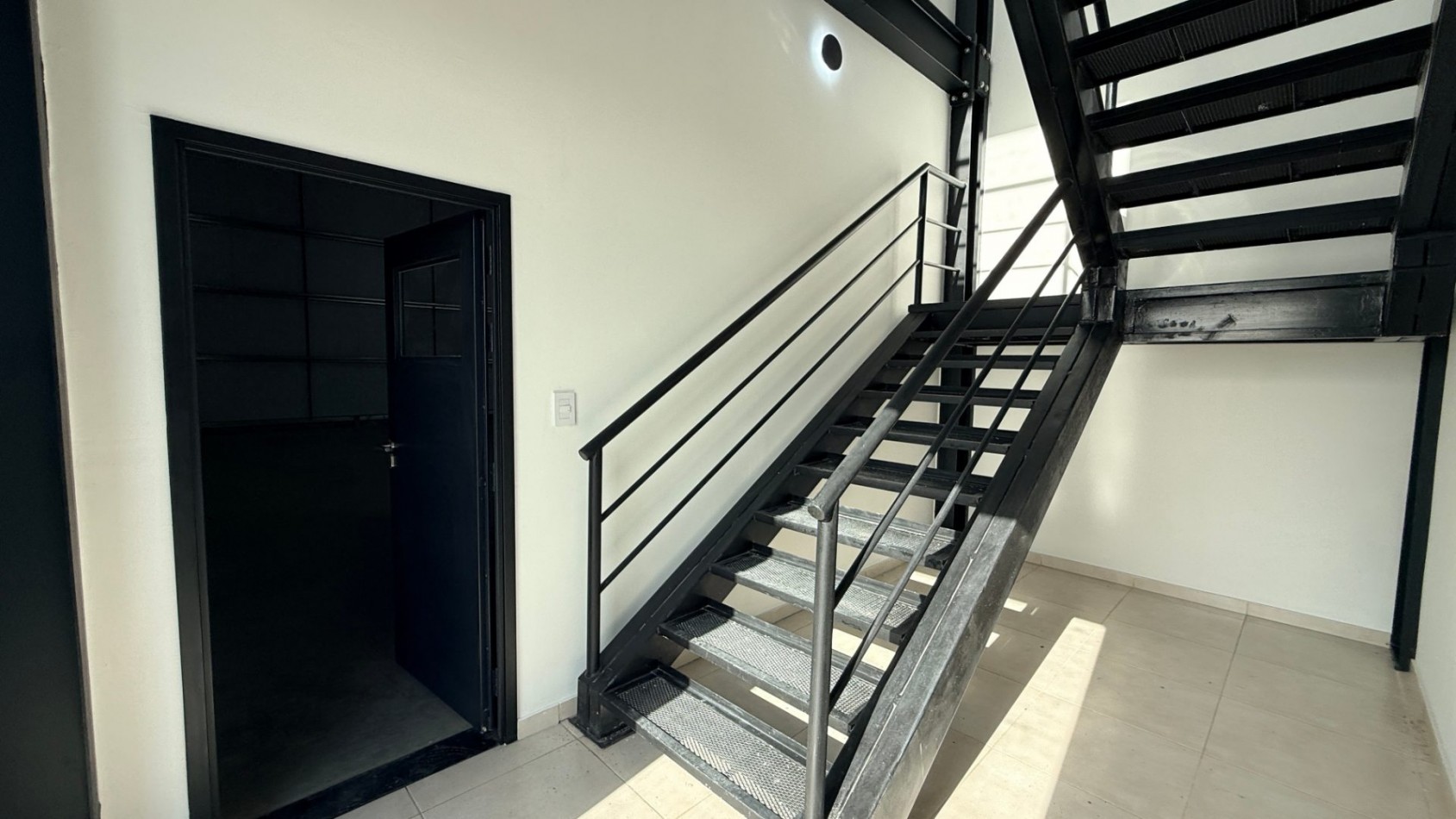 Galpon/deposito en alquiler Parque Industrial Florencio Varela - PITEC 2 Zona Sur - 