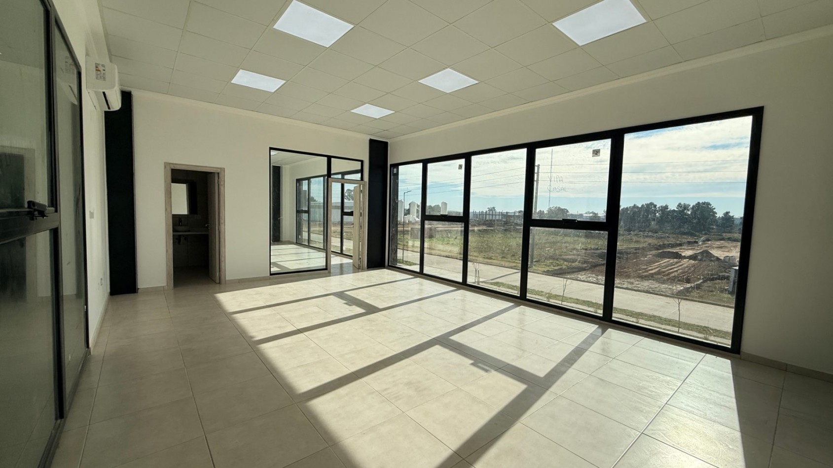 Galpon/deposito en alquiler Parque Industrial Florencio Varela - PITEC 2 Zona Sur - 
