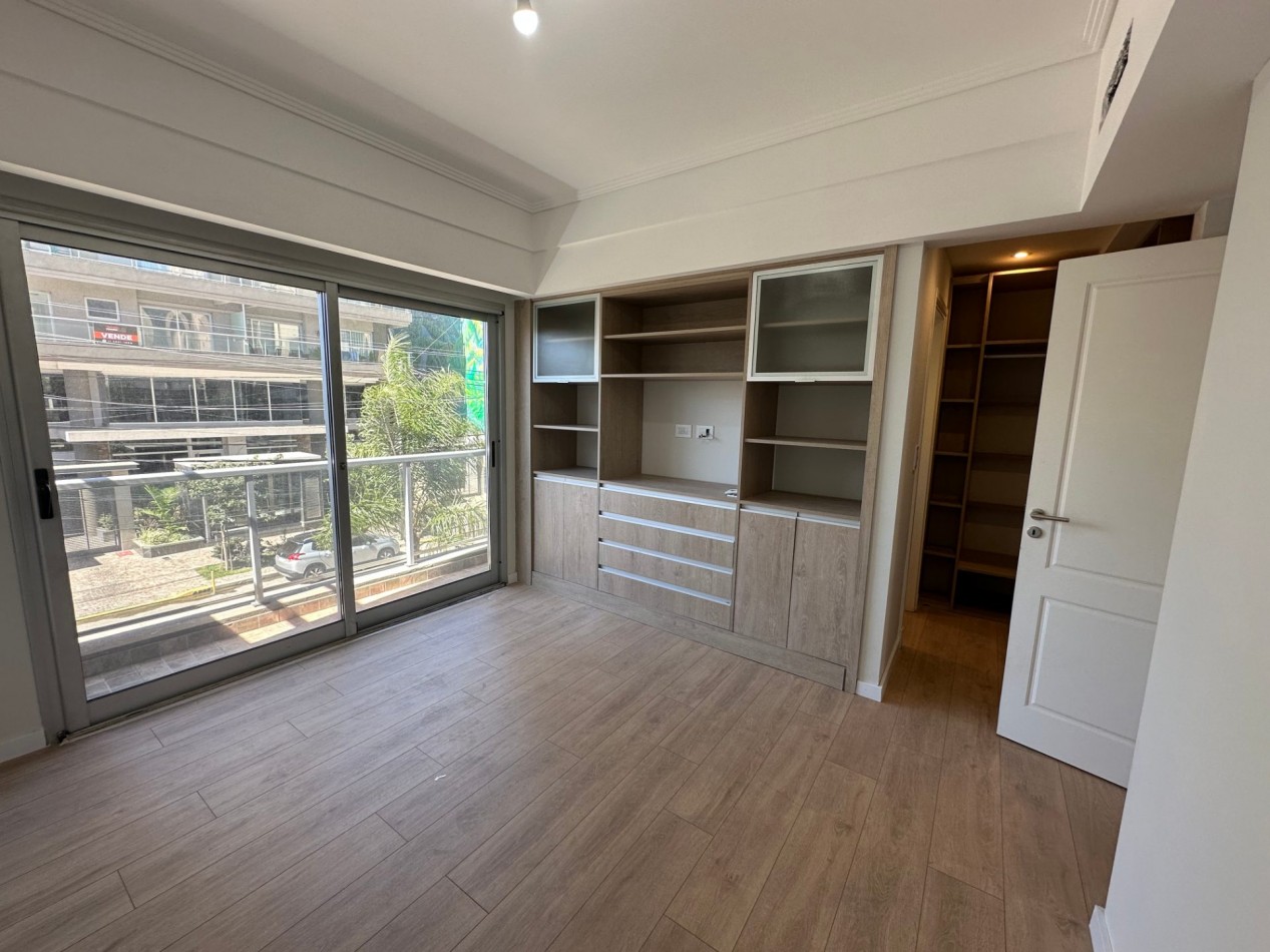 Departamento 3 ambientes venta c/ dos cocheras Lanus Este