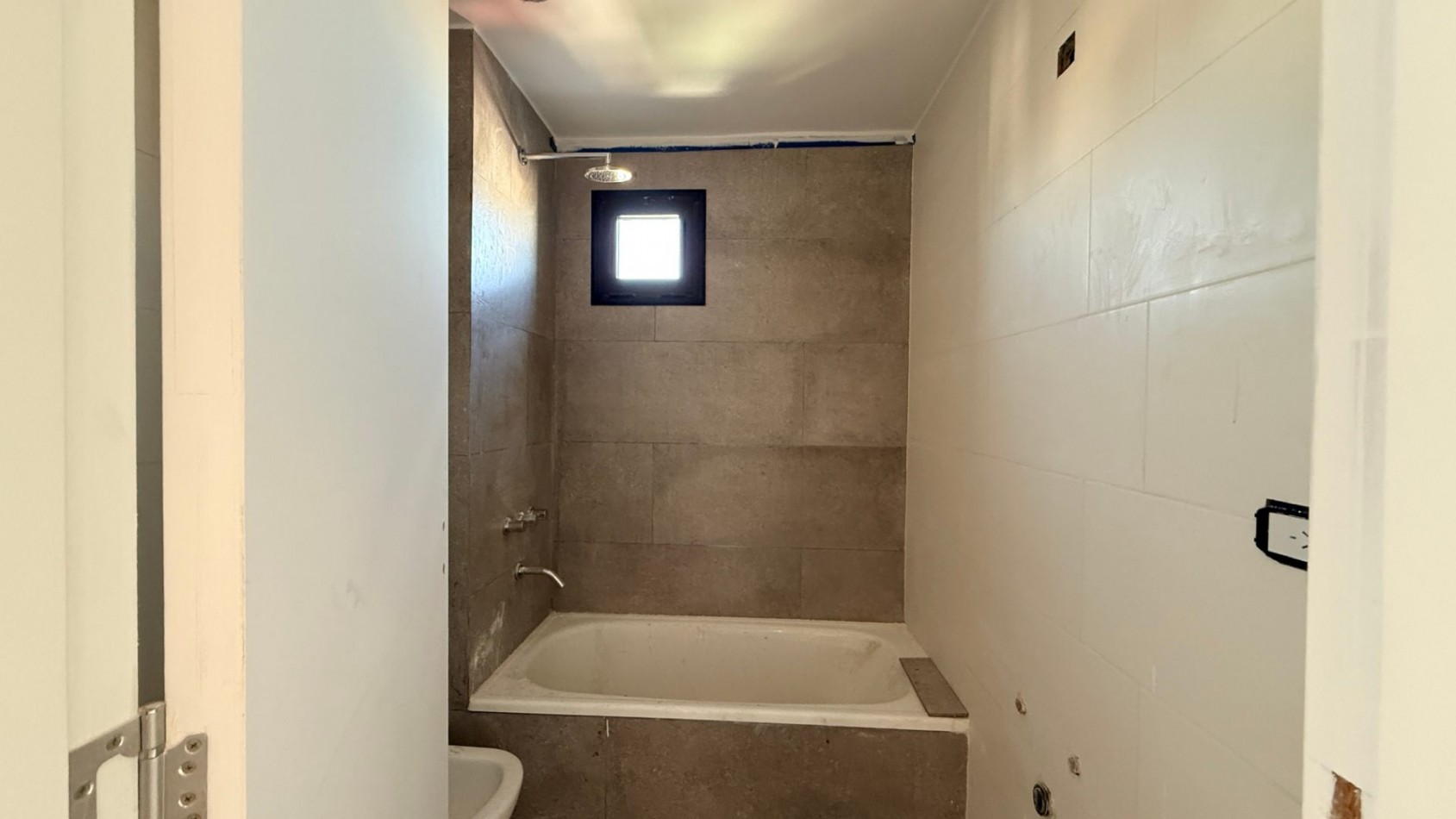 Departamento 2 ambientes con cochera en Venta Quilmes Oeste