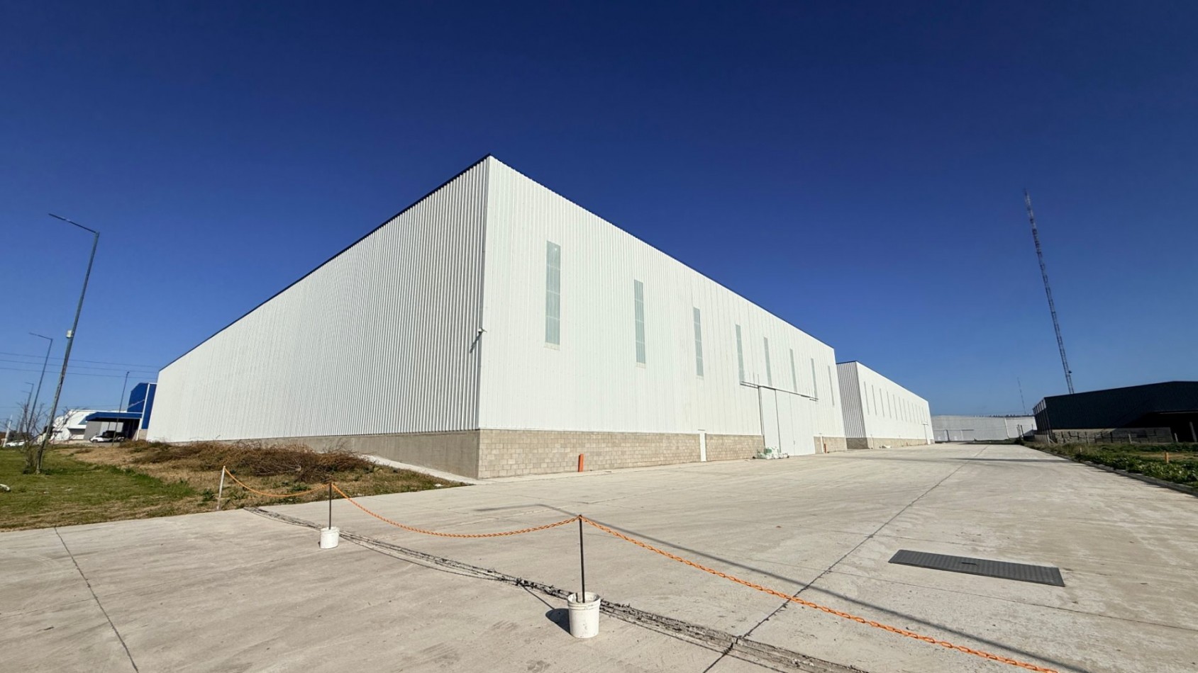 Galpon/Deposito a estrenar en Alquiler Parque Industrial Florencio Varela PITEC
