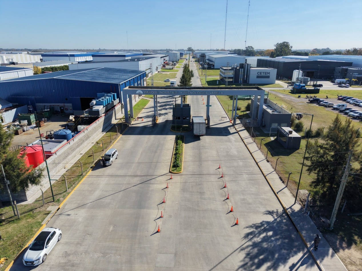 Galpon/Deposito a estrenar en Alquiler Parque Industrial Florencio Varela PITEC