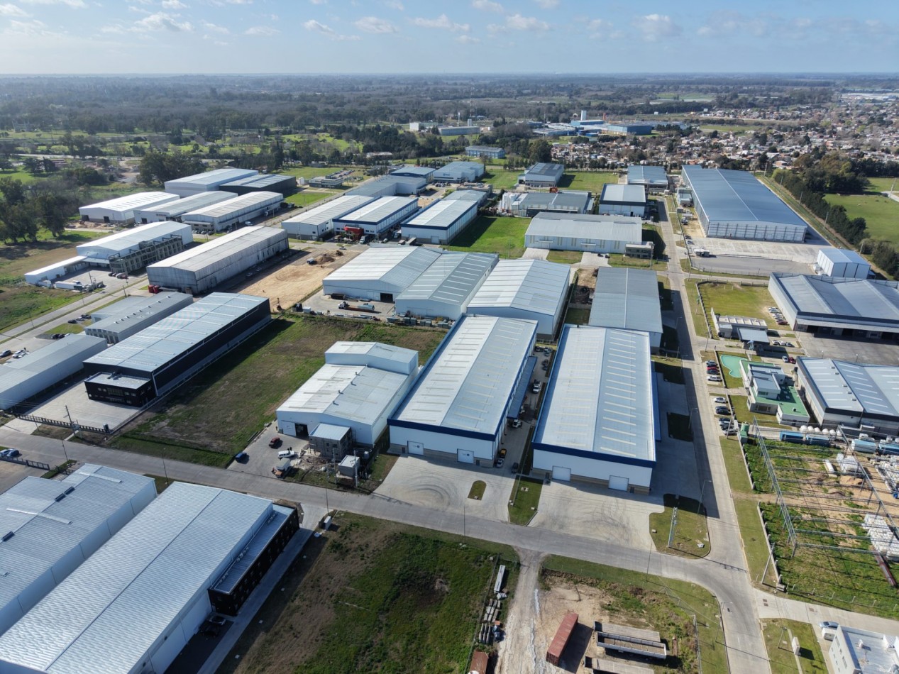 Galpon/Deposito a estrenar en Alquiler Parque Industrial Florencio Varela PITEC