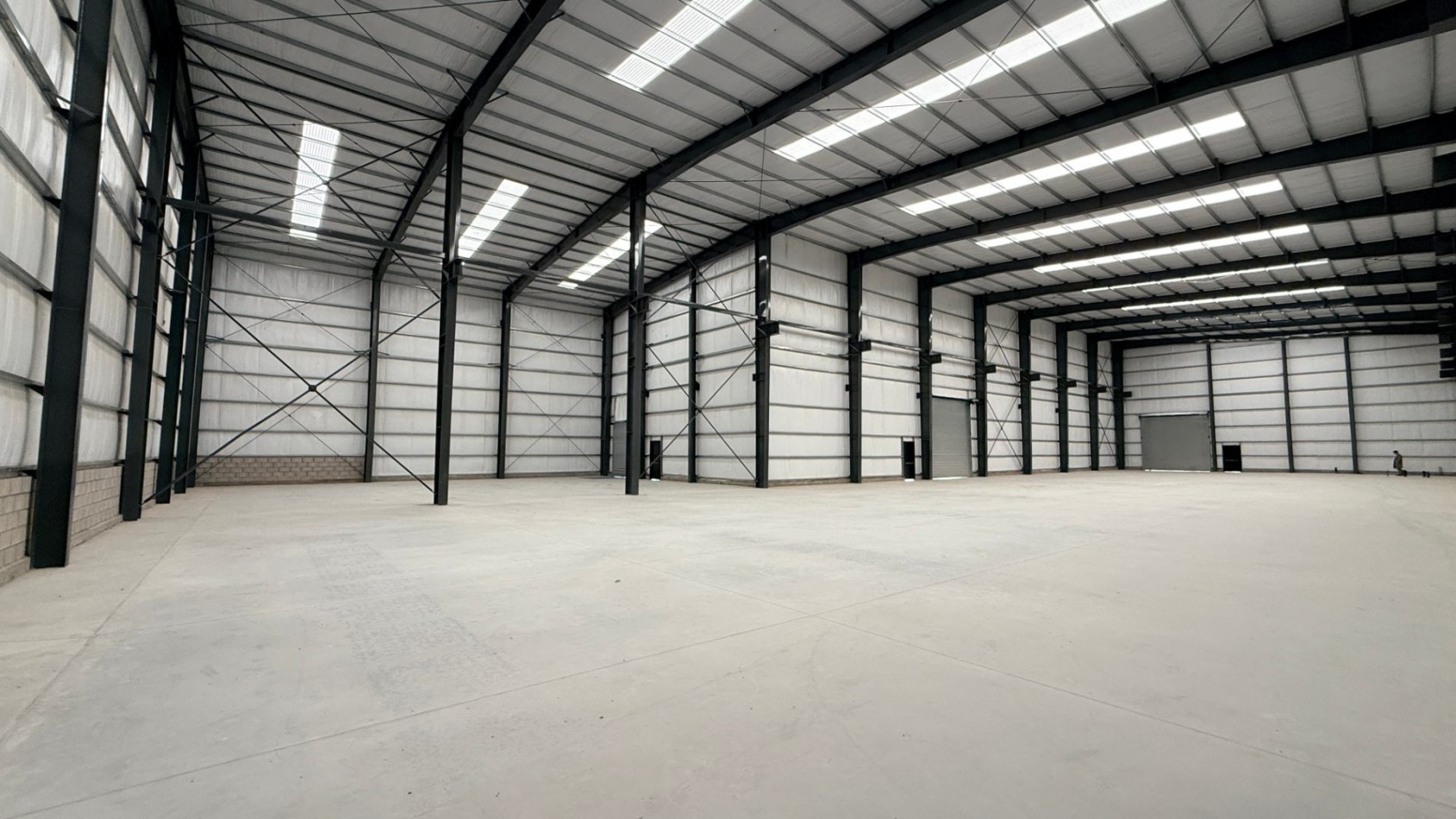 Galpon/Deposito a estrenar en Alquiler Parque Industrial Varela PITEC