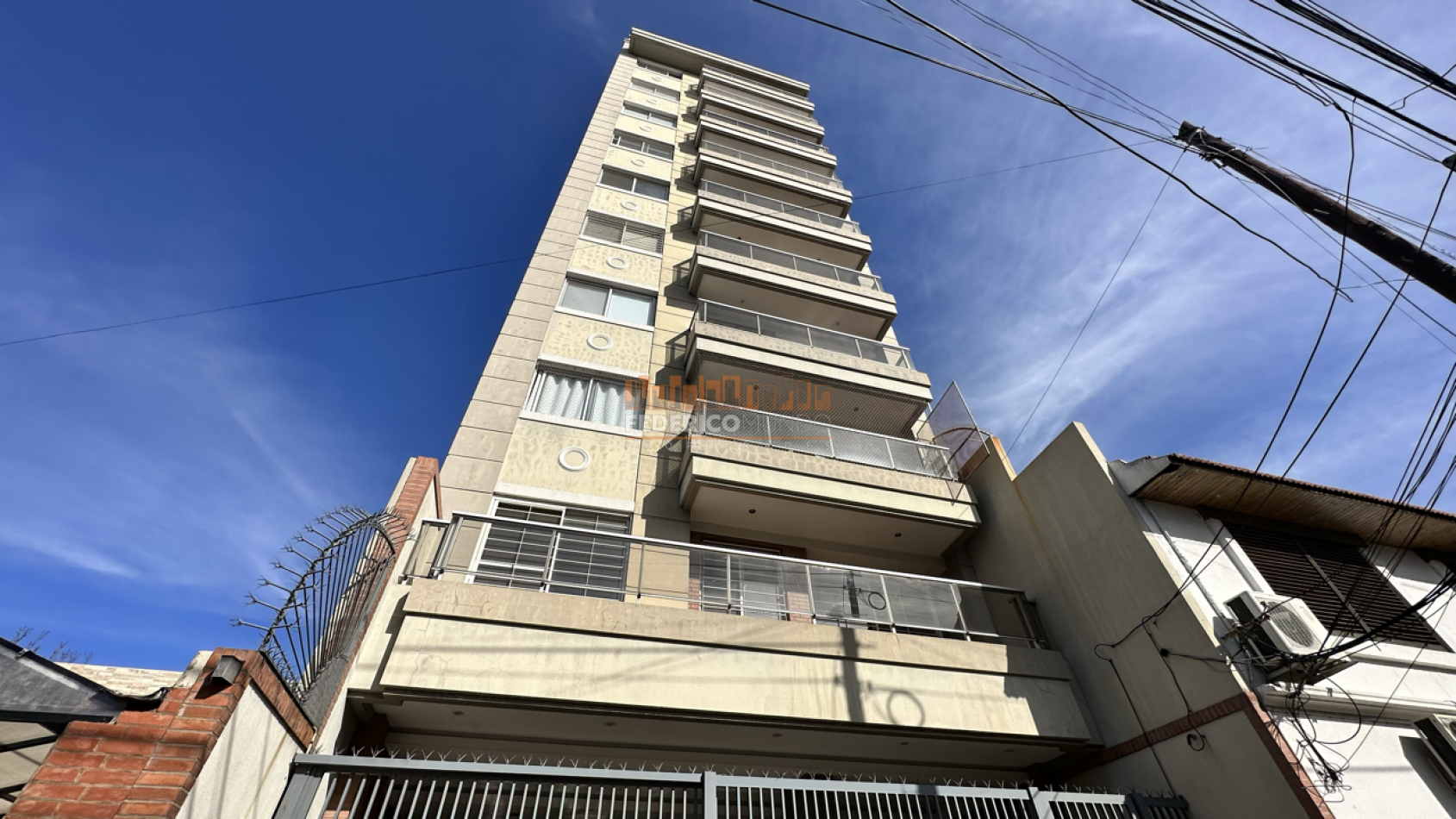 Departamento venta 3 ambientes Wilde Avellaneda c/ 2 cocheras