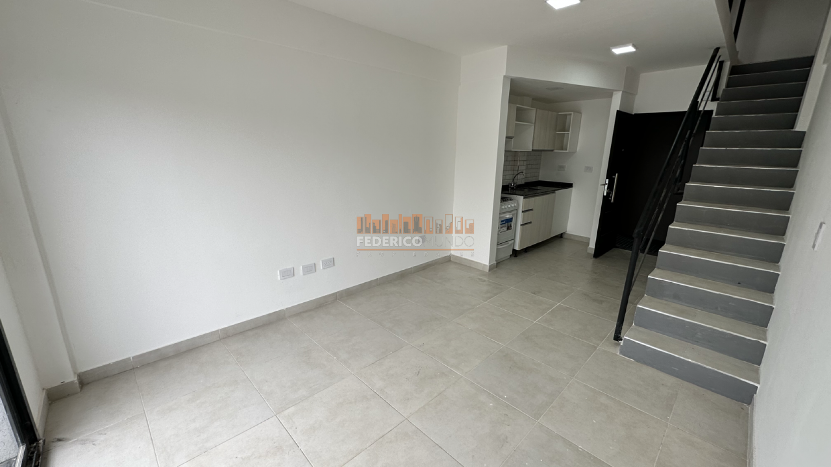 DEPARTAMENTO 2 AMBIENTES CON COCHERA VENTA LANUS ESTE 