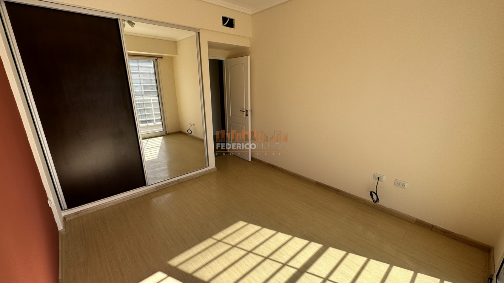 Departamento venta 3 ambientes Wilde Avellaneda c/ 2 cocheras