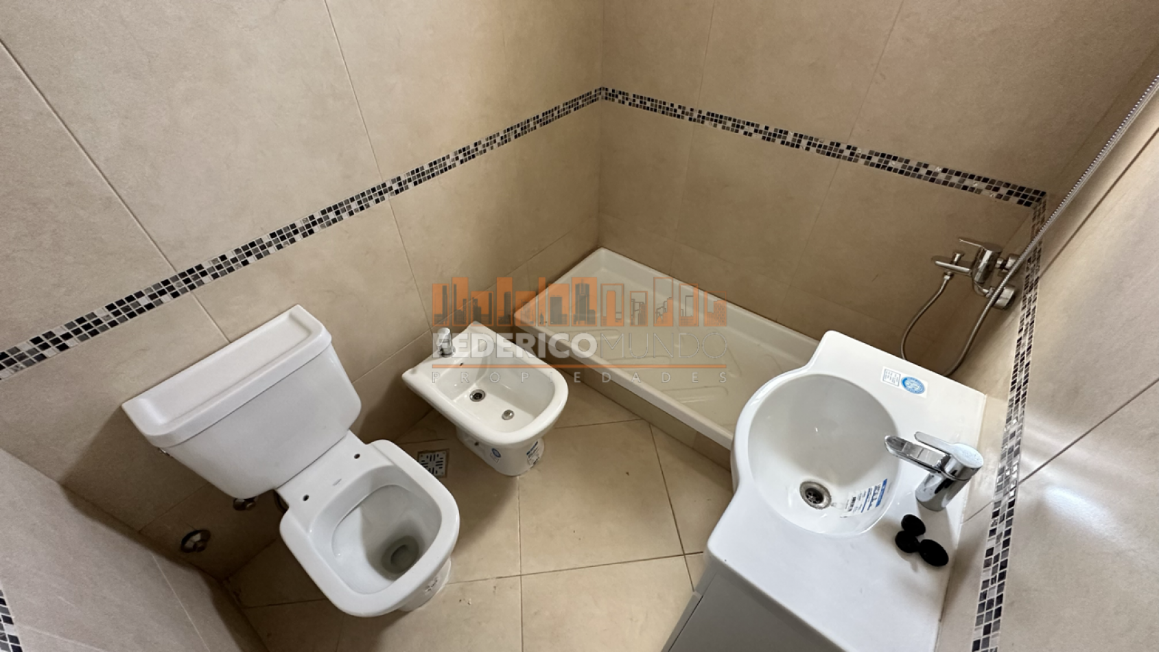 Departamento 2 ambientes venta a estrenar c/cochera Lanus Este