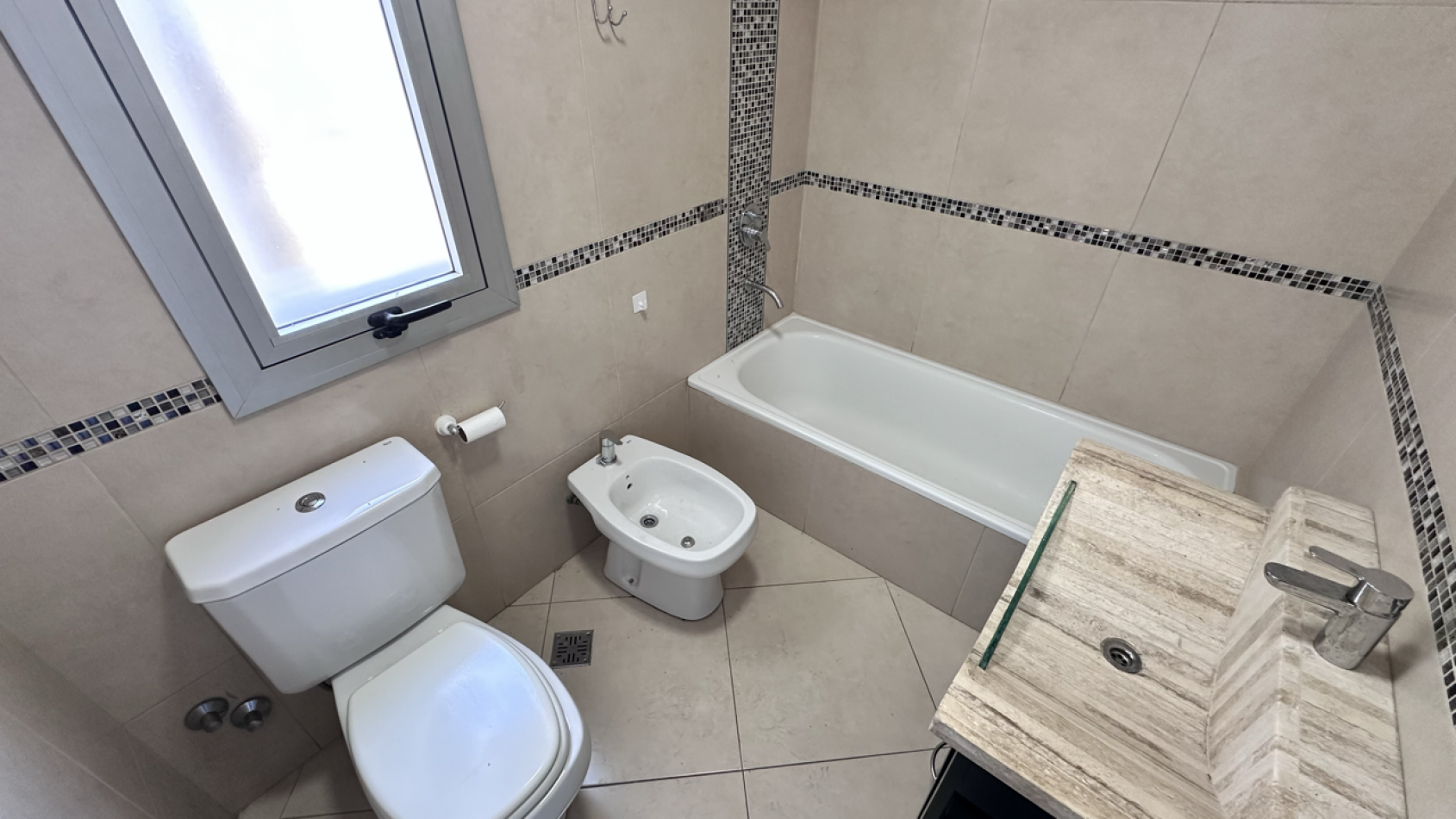 Departamento Venta Lanus 3 Ambientes con cochera Remedios de Escalada 