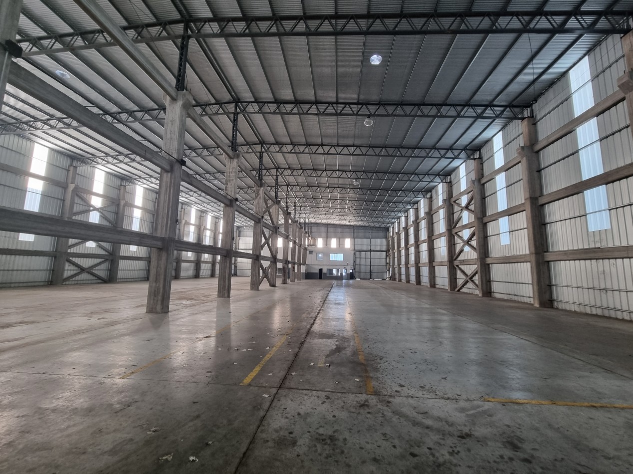 Galpon/Deposito en alquiler Parque Industrial Quilmes