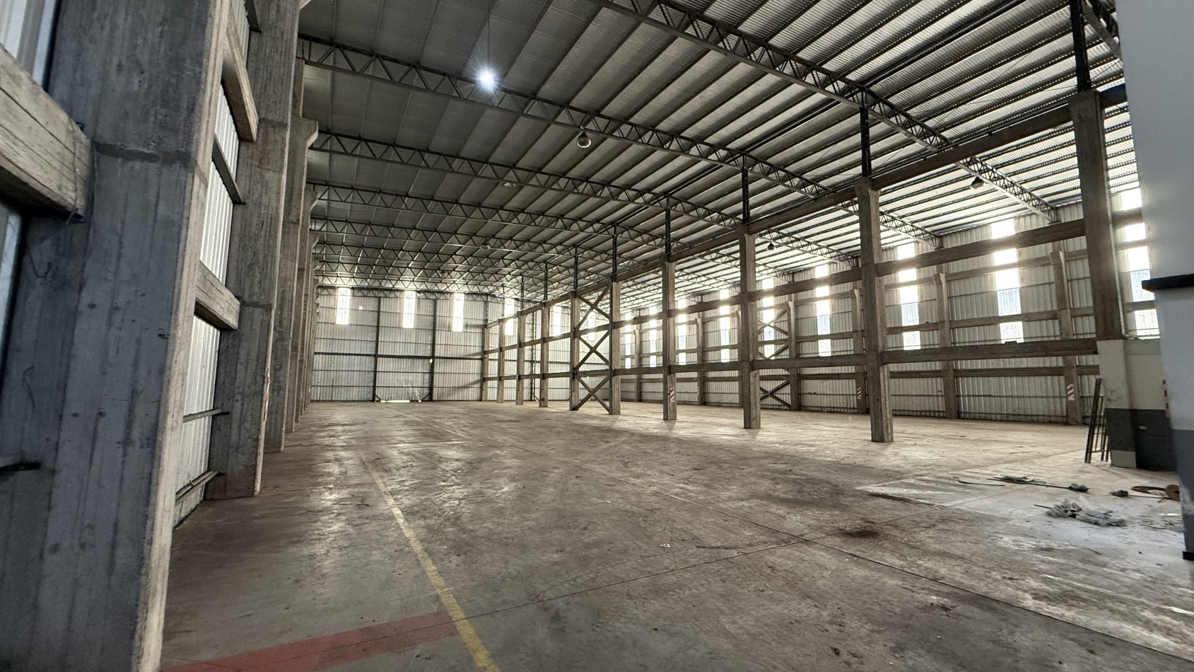 Galpon/Deposito en alquiler Parque Industrial Quilmes