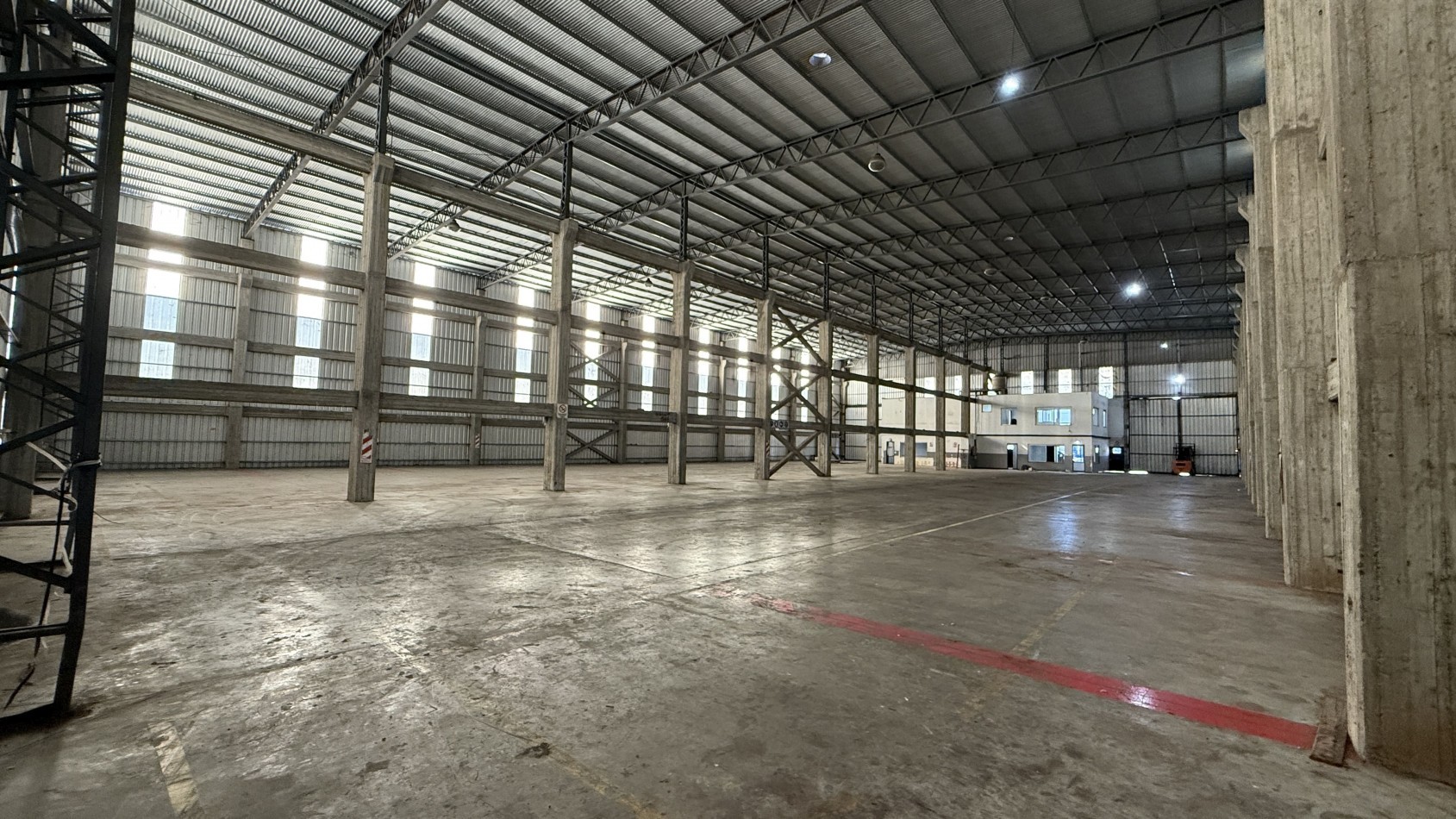 Galpon/Deposito en alquiler Parque Industrial Quilmes