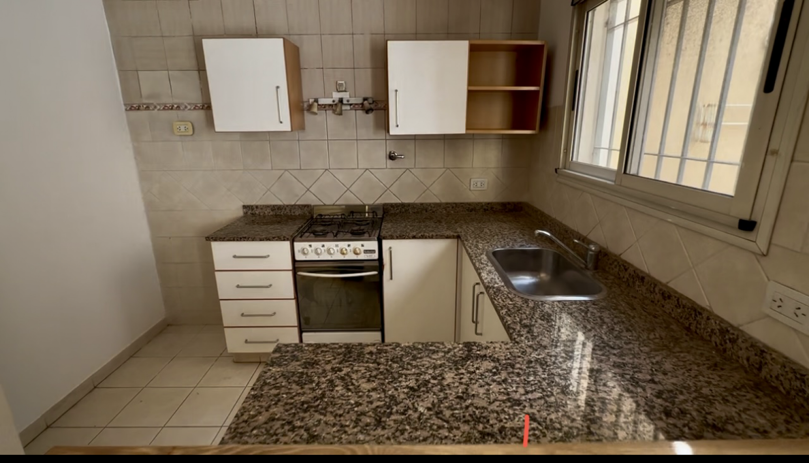 3 ambientes venta con dos cocheras en banfied lomas de zamora Apto credito
