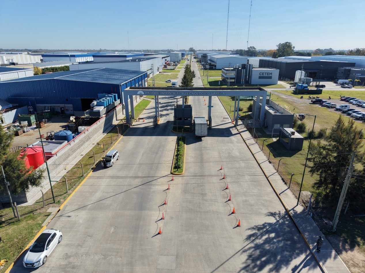 Galpon/deposito en alquiler Parque Industrial Florencio Varela - PITEC 2 Zona Sur - 